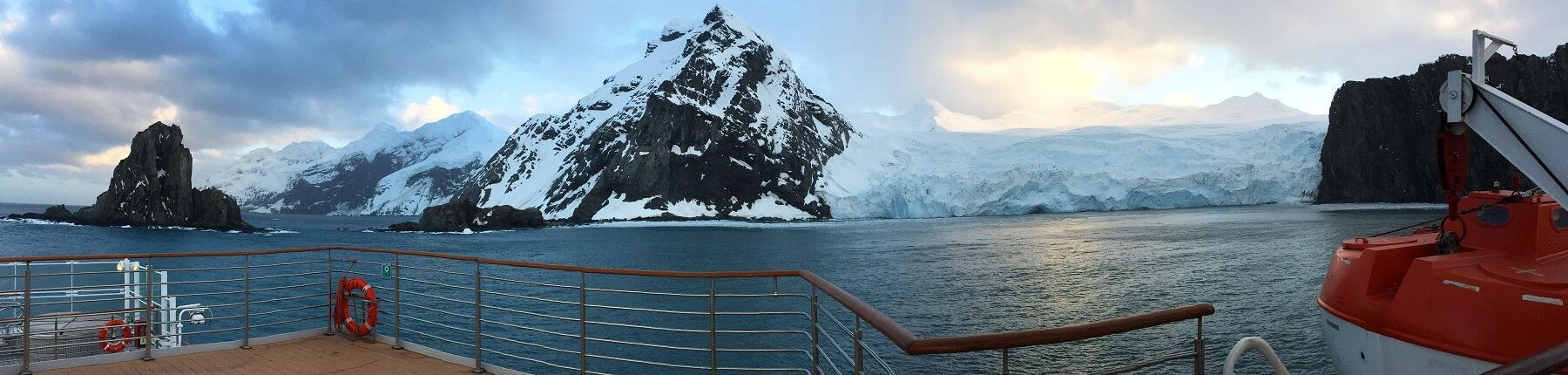 Proplutí Elephant Island/Cape Island