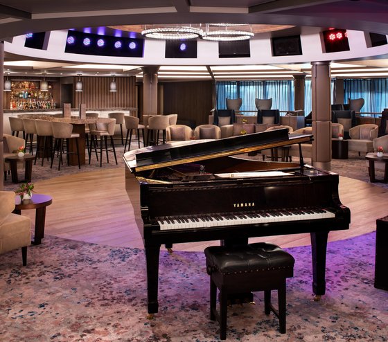 Rendezvous Lounge - Celebrity Millennium