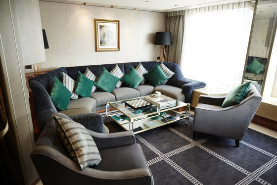Apartmá Stargazer Suite, obývací část - Celestyal Journey