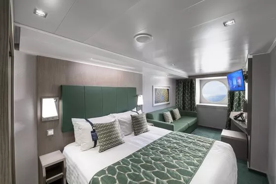 Čtyřlůžková kajuta s oknem - MSC Seaview