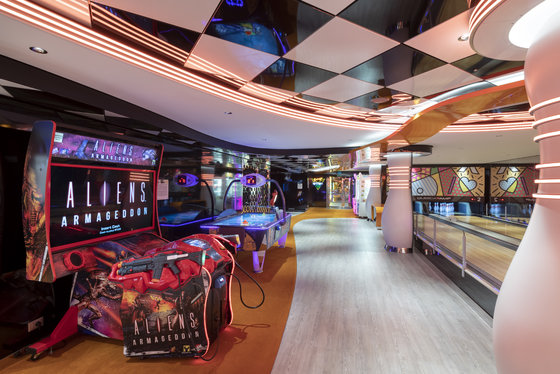 Arcade Games & Bowling - MSC Seaview
