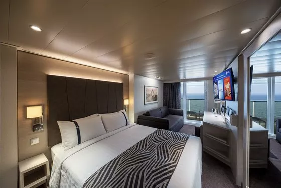 Kajuta s balkonem s om. výhl. (BP) - MSC World Europa