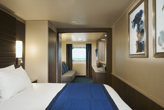Rodinná kajuta s oknom (O4, O5) – Norwegian Bliss