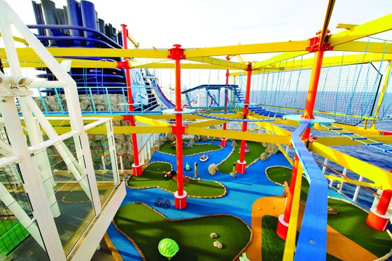 Lanové centrum - Norwegian Breakaway