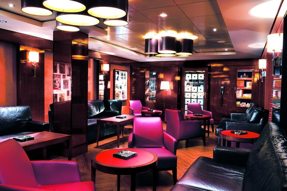 Humidor Cigar Lounge - Norwegian Epic