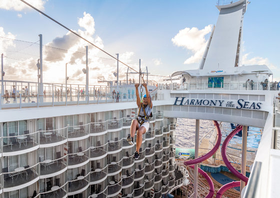 RCI_HM_Eastern_Caribbean_Dec2018_Content_Creator_Jason_Lisiewski_Zipline_2689_RET