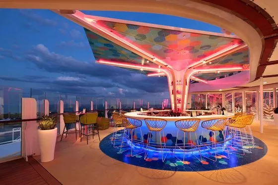 The Vue Bar - Wonder of the Seas